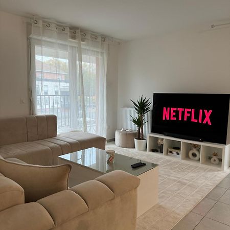 Superbe Appartement - Near Paris Corbeil-Essonnes Exteriör bild