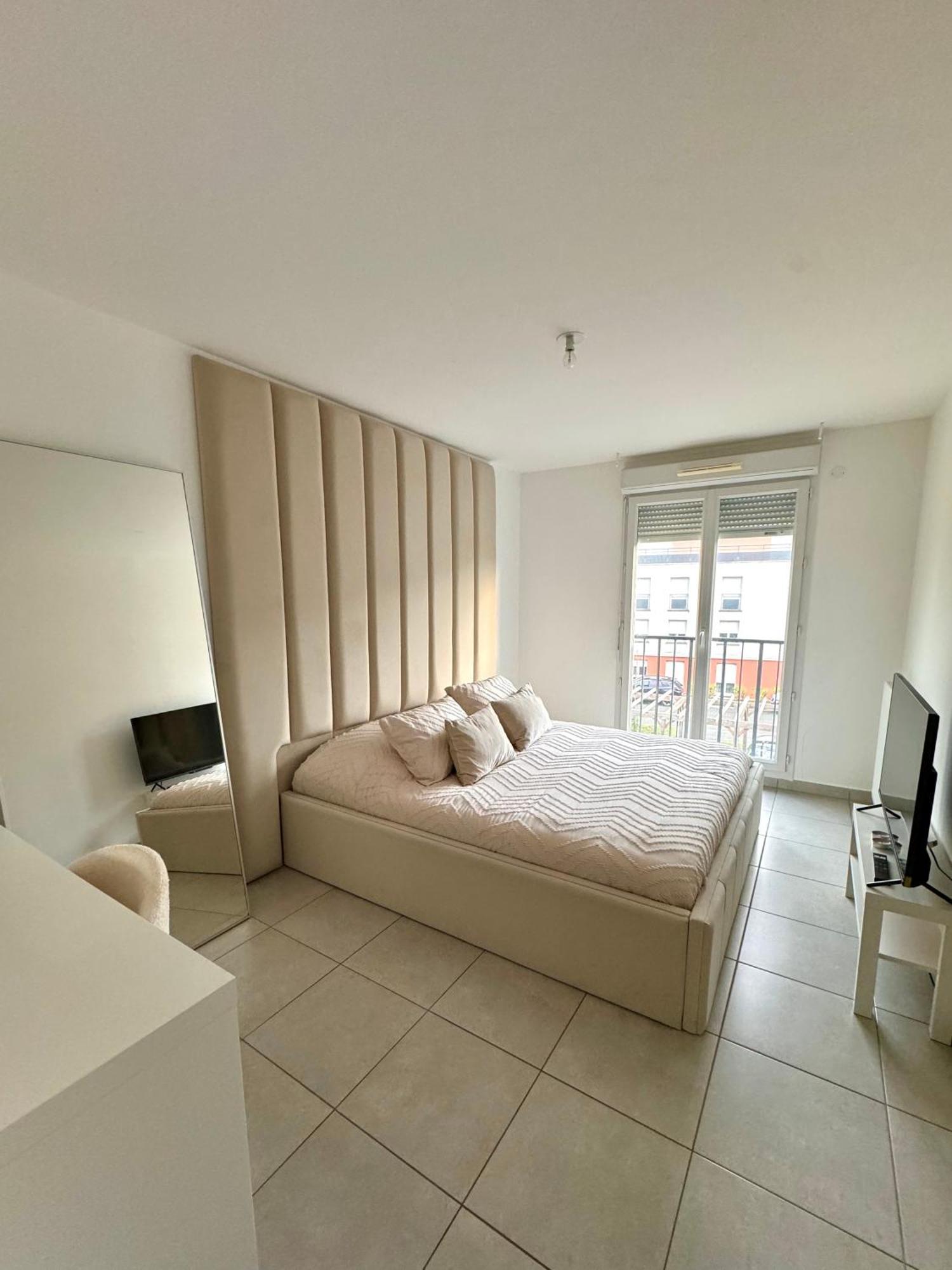 Superbe Appartement - Near Paris Corbeil-Essonnes Exteriör bild